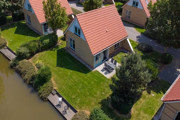 Villavakantiepark IJsselhof 1 in Andijk - Foto 1 van 12