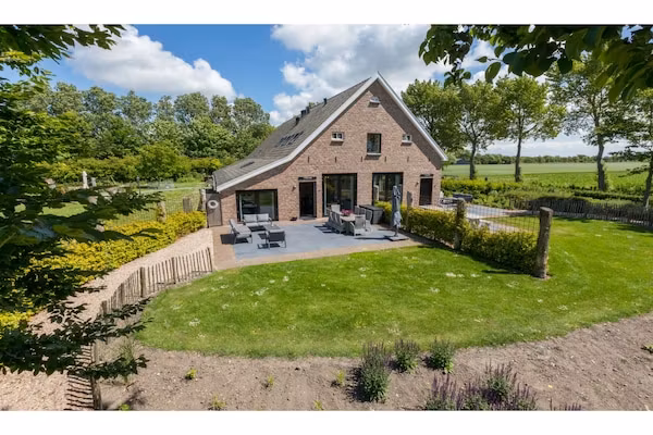 Familiehuis - Lepelstraat 18AB  Vrouwenpolder in Vrouwenpolder - Foto 1 van 40