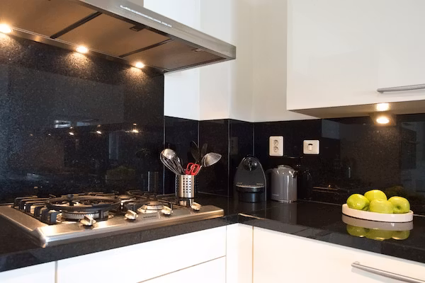 Scheveningen Harbour 22c