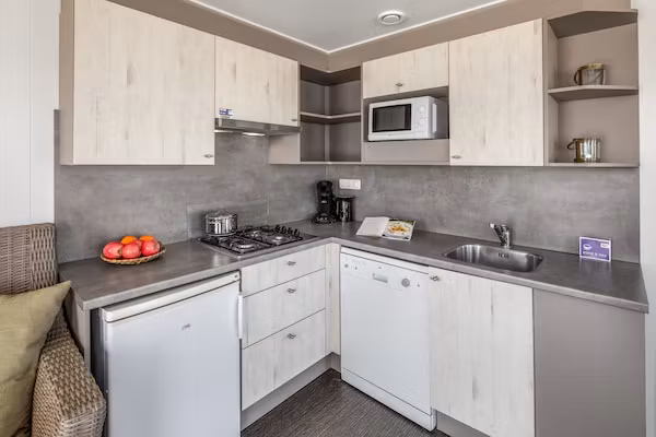 Vakantiepark Beach Resort 24 in Kamperland - Foto 2 van 40