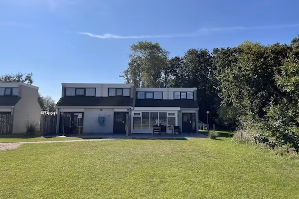 Vakantiepark 't Eibernest Texel 6 in De Cocksdorp - Foto 1 van 39