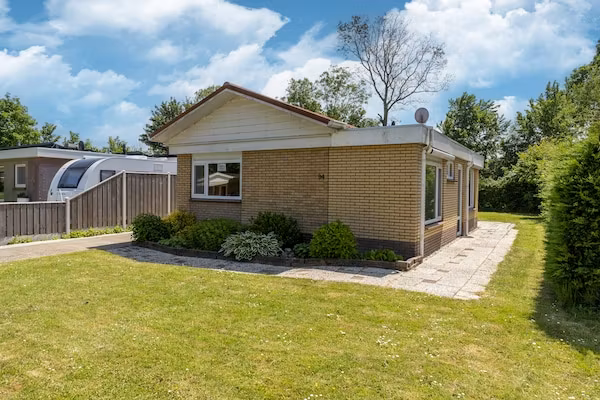 Landingsweg 94 in Baarland - Foto 1 van 40