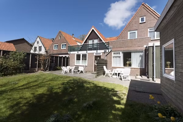 7490 in Egmond aan Zee - Foto 1 van 23