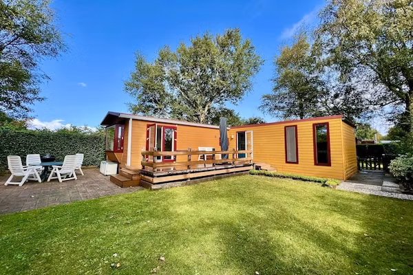 Campanula 208 in Sint Maartenszee - Foto 1 van 32