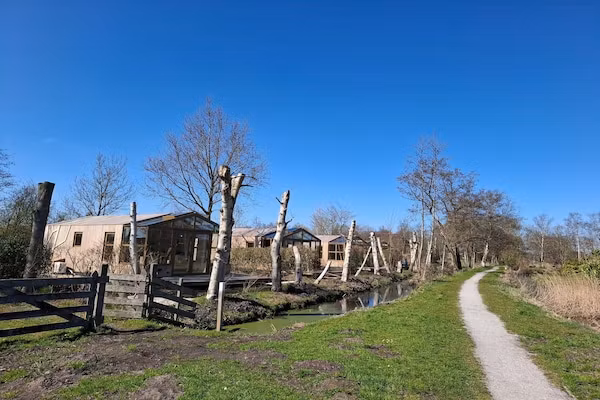 Groepsaccommodatie + 4 large greenhouses (36 personen) in Scherpenzeel (FR) - Foto 2 van 39