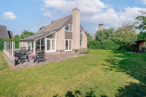 Kamperfoelie 83 in De Koog - Foto 1 van 14