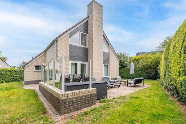 Kamperfoelie 49 in De Koog - Foto 1 van 17