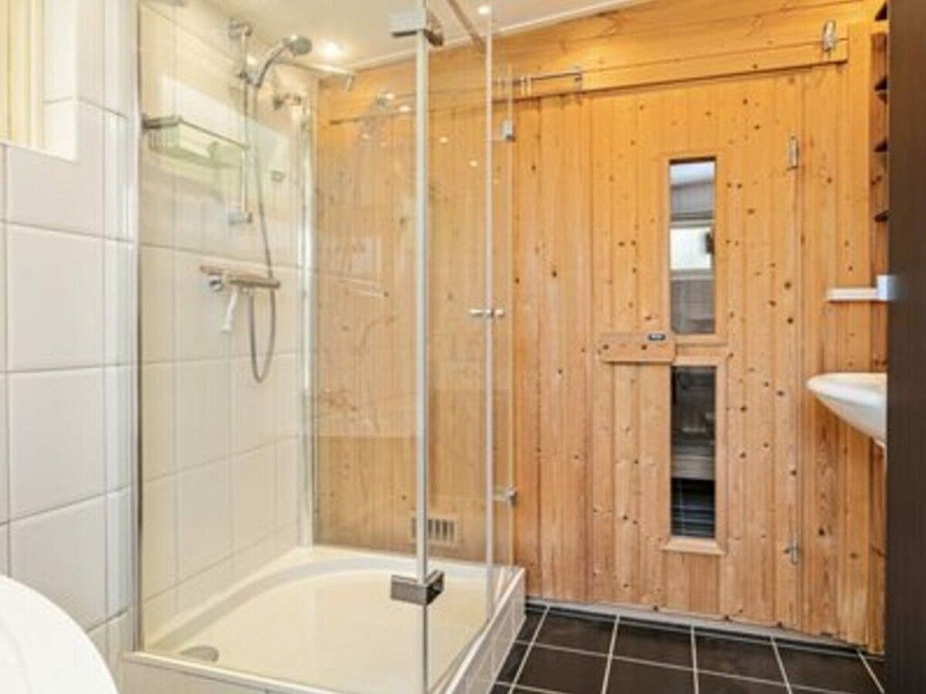 435215 in Ouddorp - Foto 19 van 26