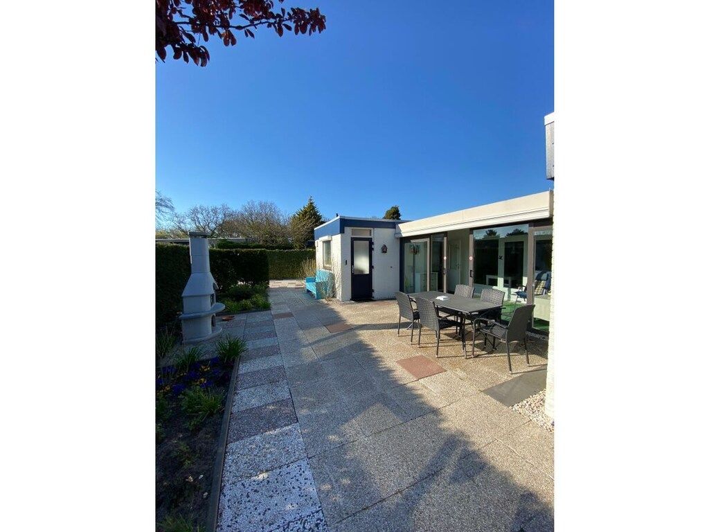 De buitenkant van 245444 in Ouddorp