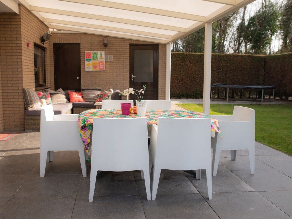 Het terras van 261097 in Ouddorp