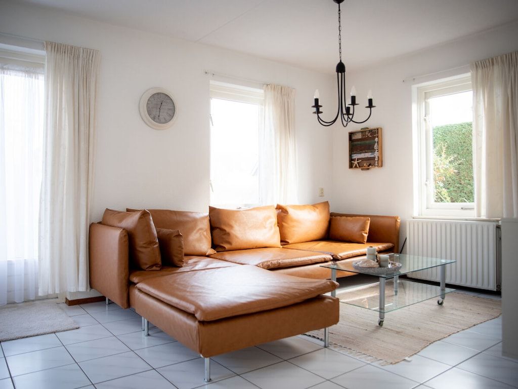 De woonkamer van 430992 in Ouddorp