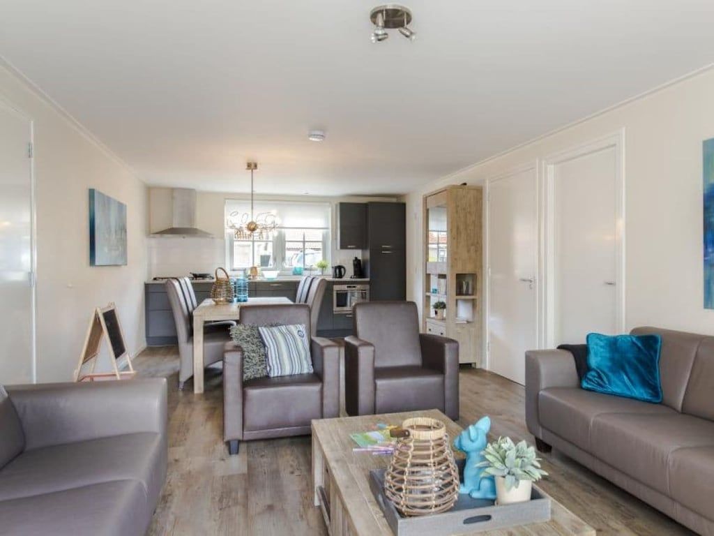 140856 in Nes - Foto 4 van 28