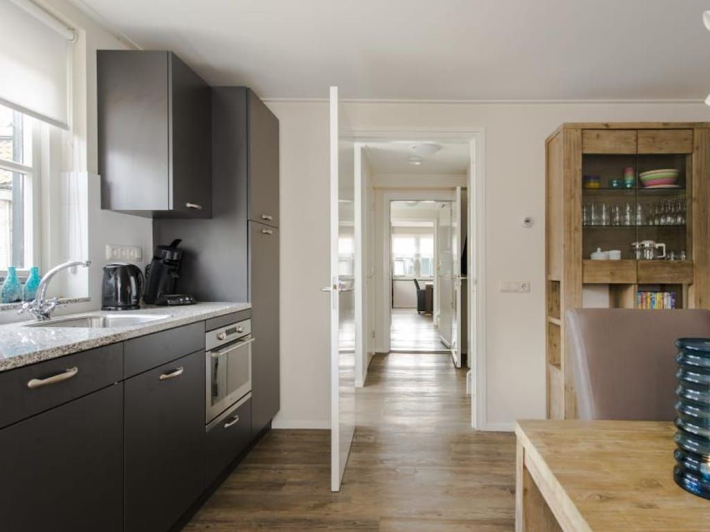 140856 in Nes - Foto 7 van 28