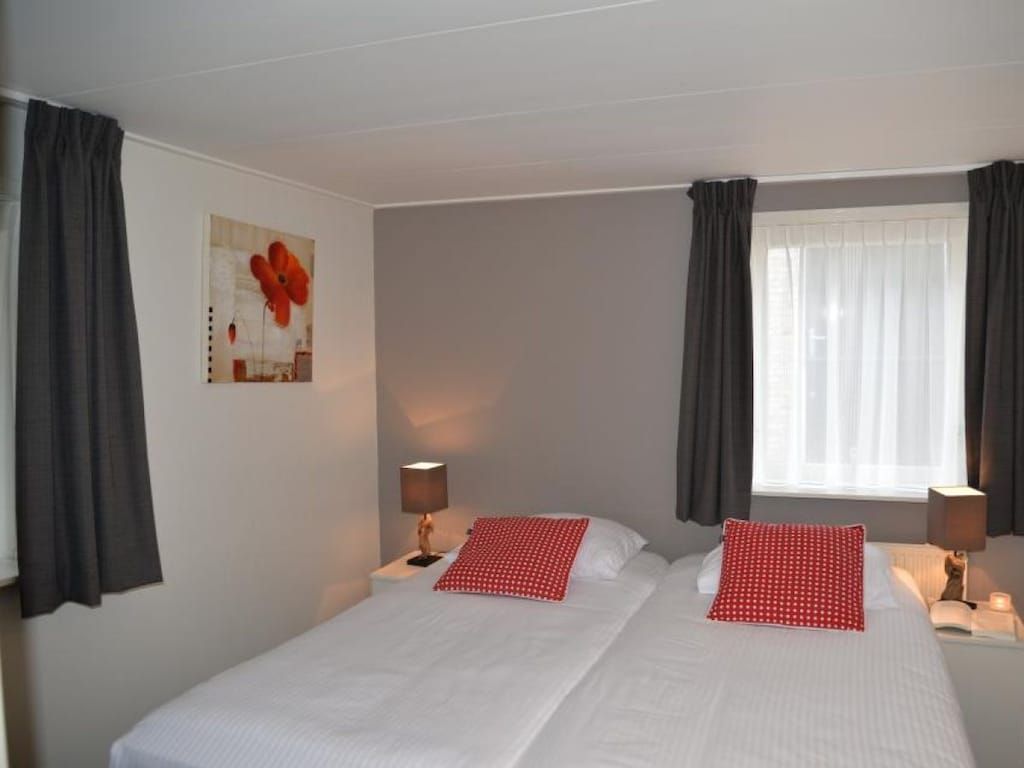 143562 in Nes - Foto 7 van 20