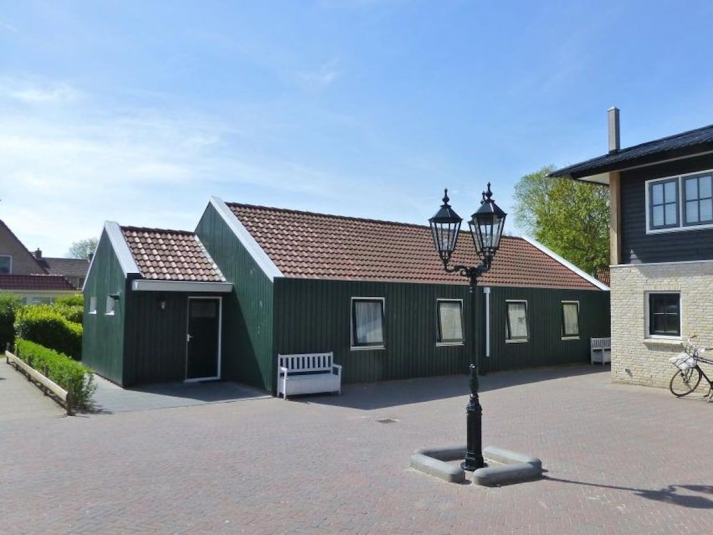 143562 in Nes - Foto 17 van 20