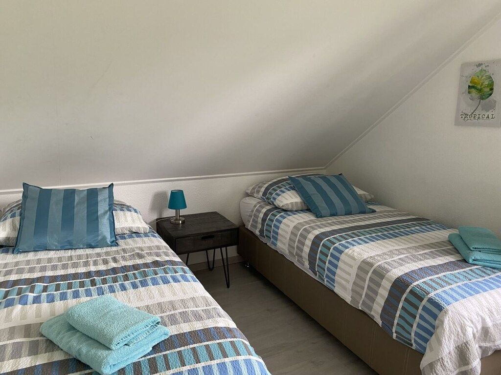 384006 in Makkum - Foto 20 van 40