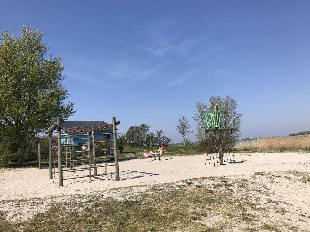 384006 in Makkum - Foto 28 van 40