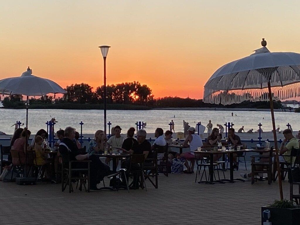 384006 in Makkum - Foto 35 van 40