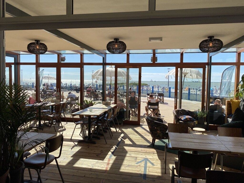 384006 in Makkum - Foto 37 van 40