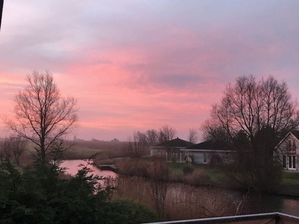 384006 in Makkum - Foto 2 van 40