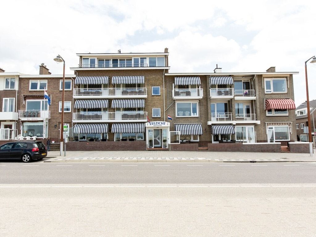 91883 in Katwijk aan Zee - Foto 2 van 25