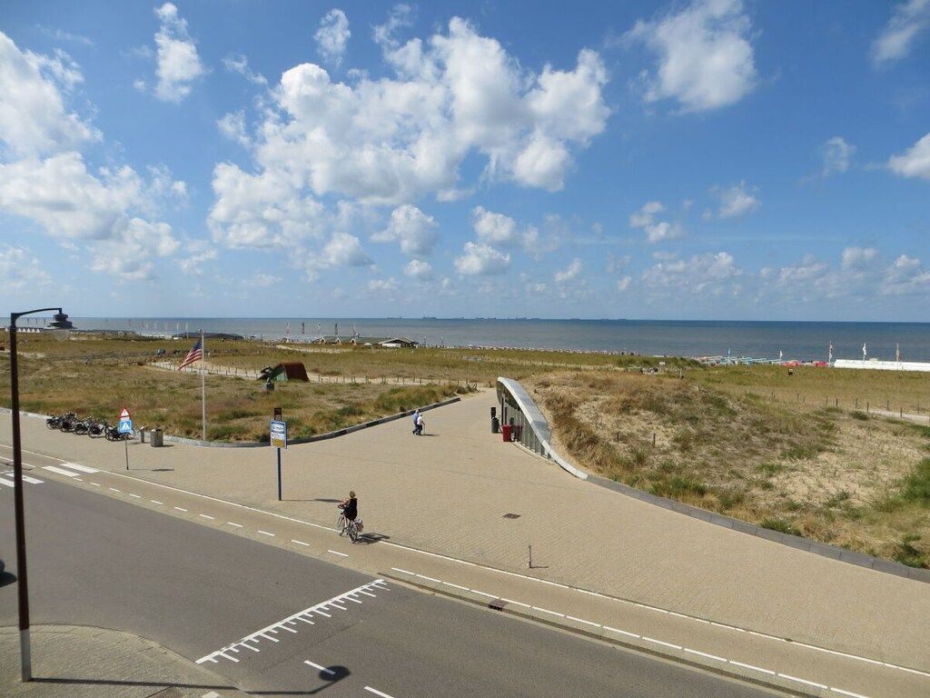 410099 in Katwijk - Foto 4 van 16