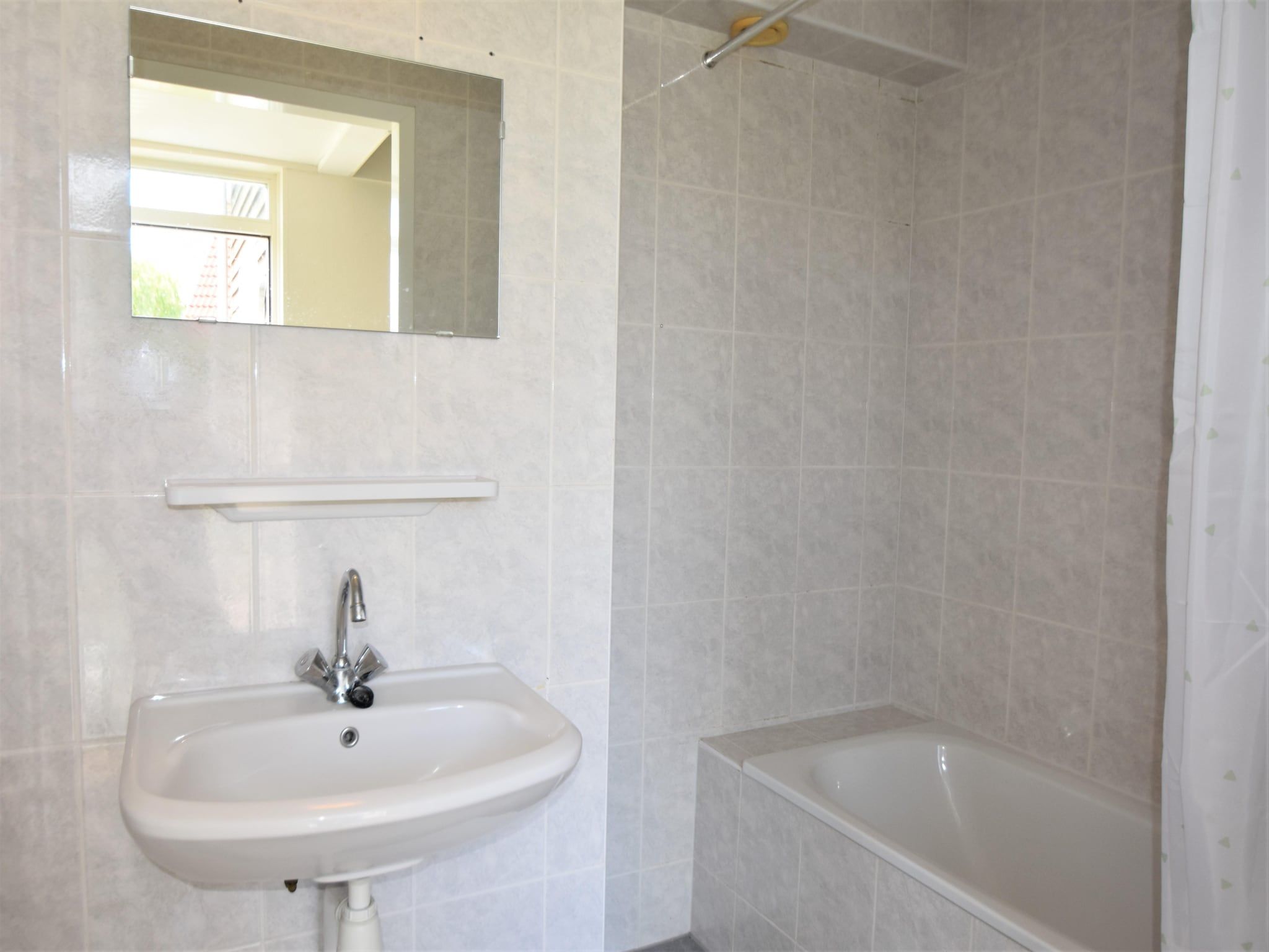 De badkamer van Horsterwold 22 in Zeewolde