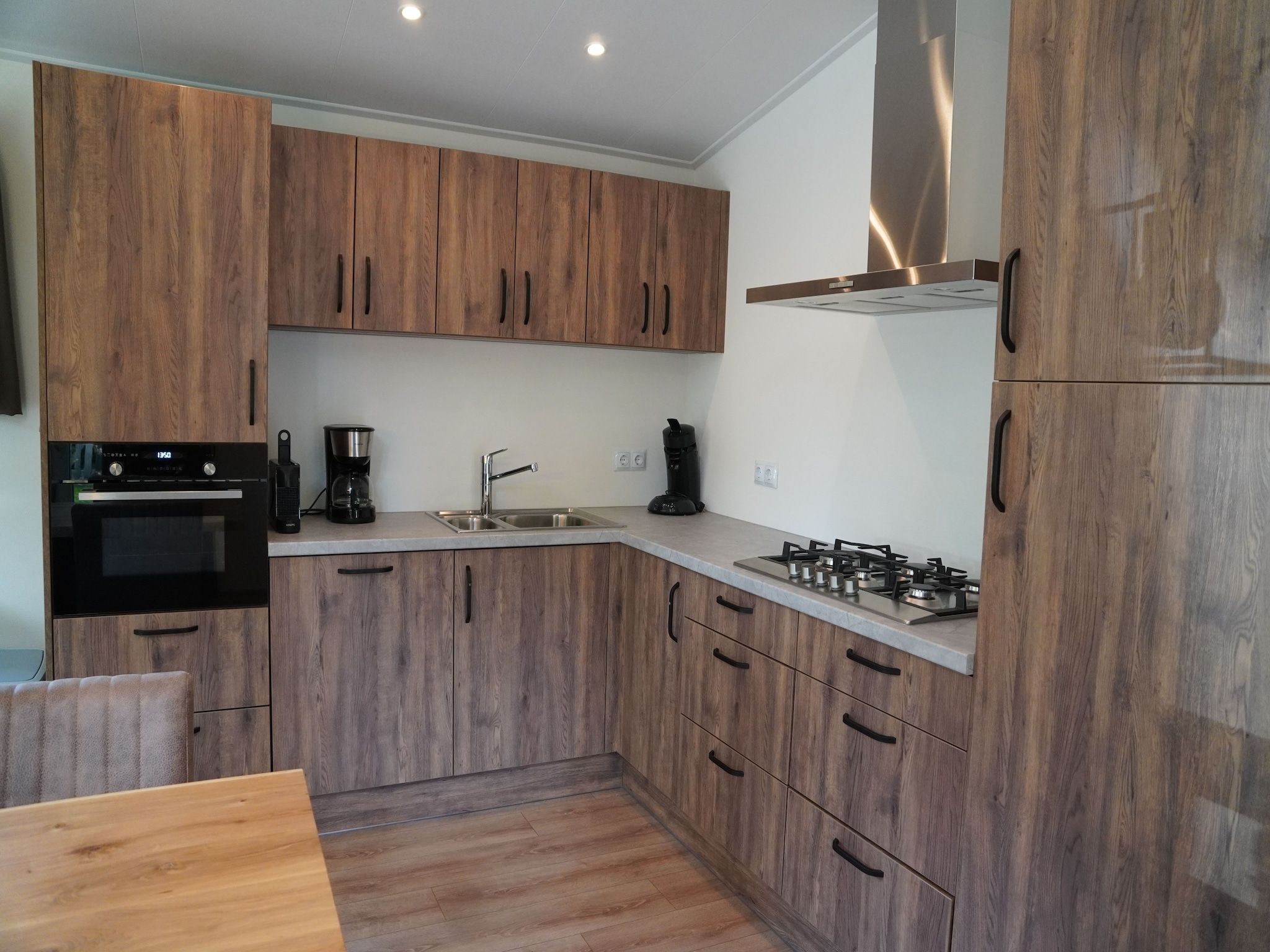 De keuken van Vakantiepark De Rimboe & De Woeste Hoogte 25 in Hoenderloo