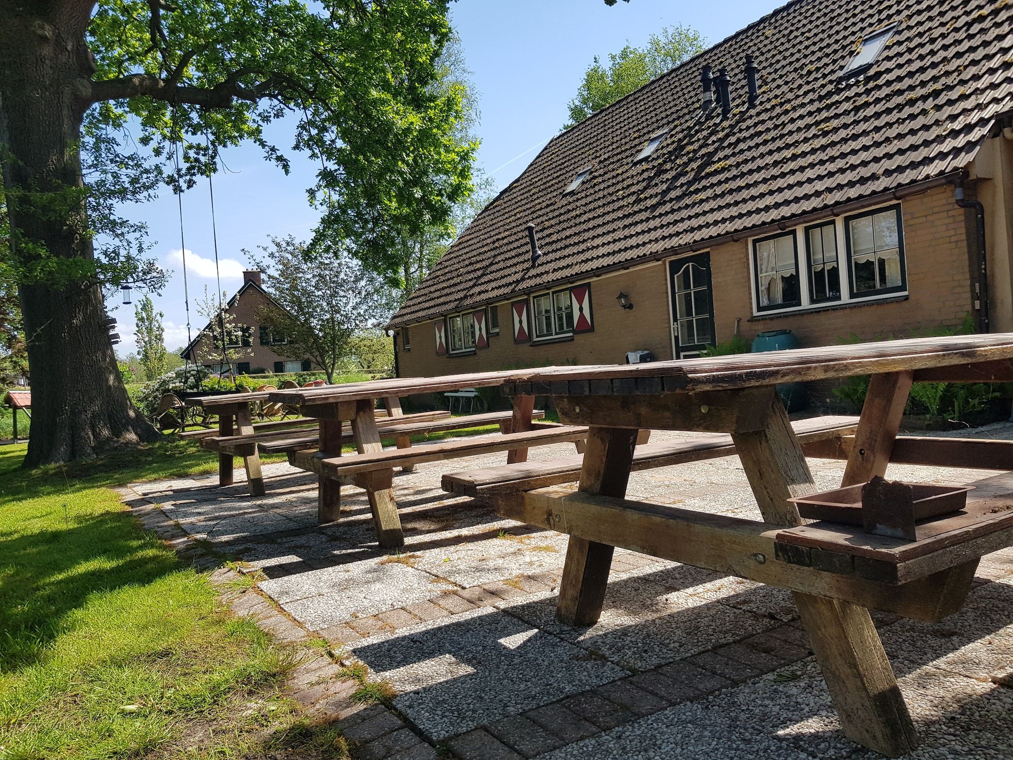 Het terras van Hoeve Ginette in Giethoorn