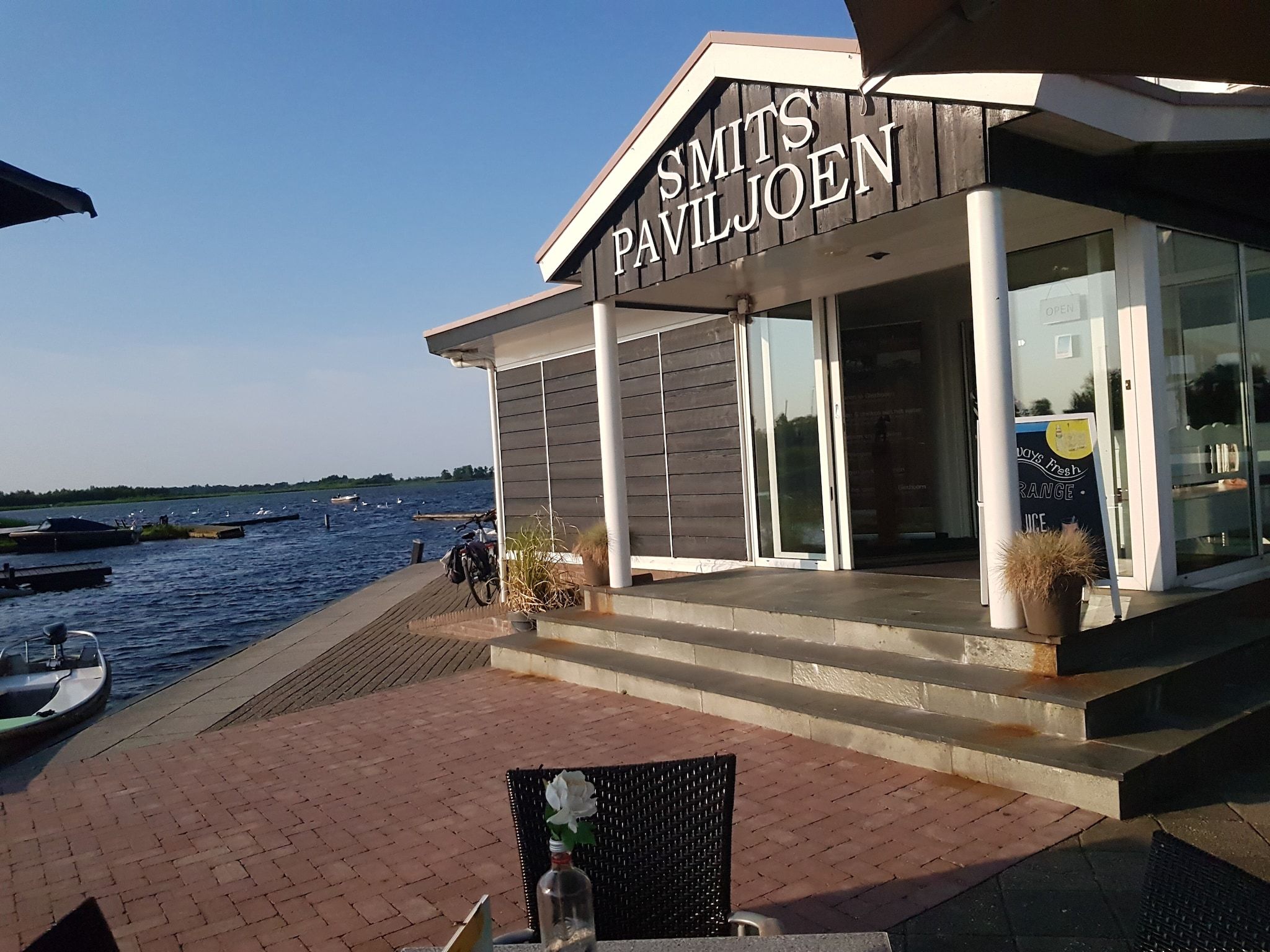 De omgeving van Hoeve Ginette in Giethoorn