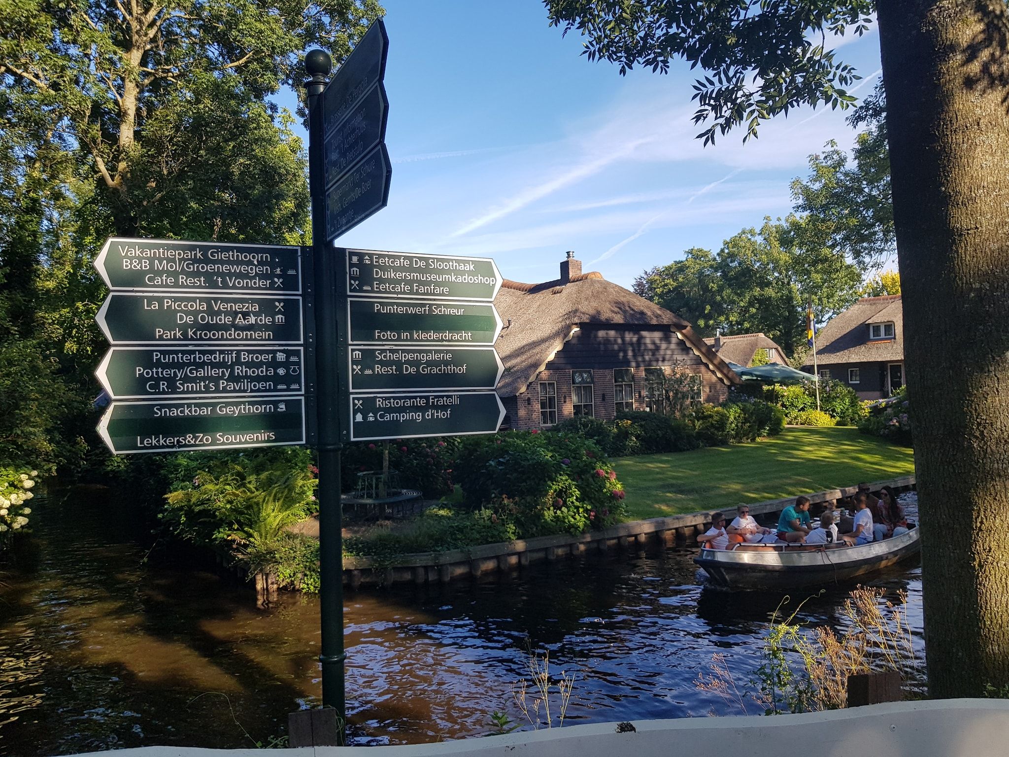 De omgeving van Hoeve Ginette in Giethoorn