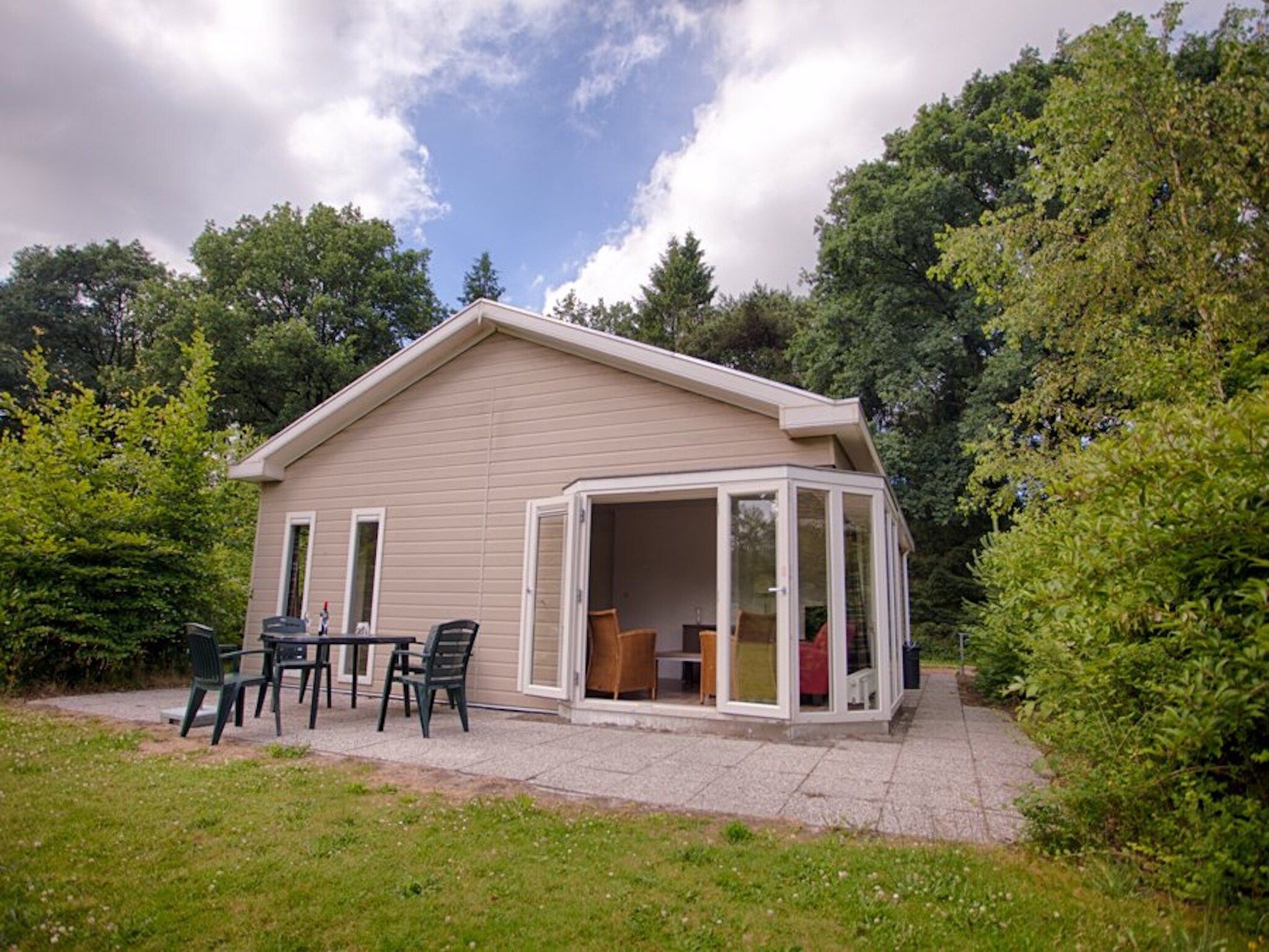 RCN Vakantiepark de Roggeberg 5 in Appelscha - Foto 1 van 40