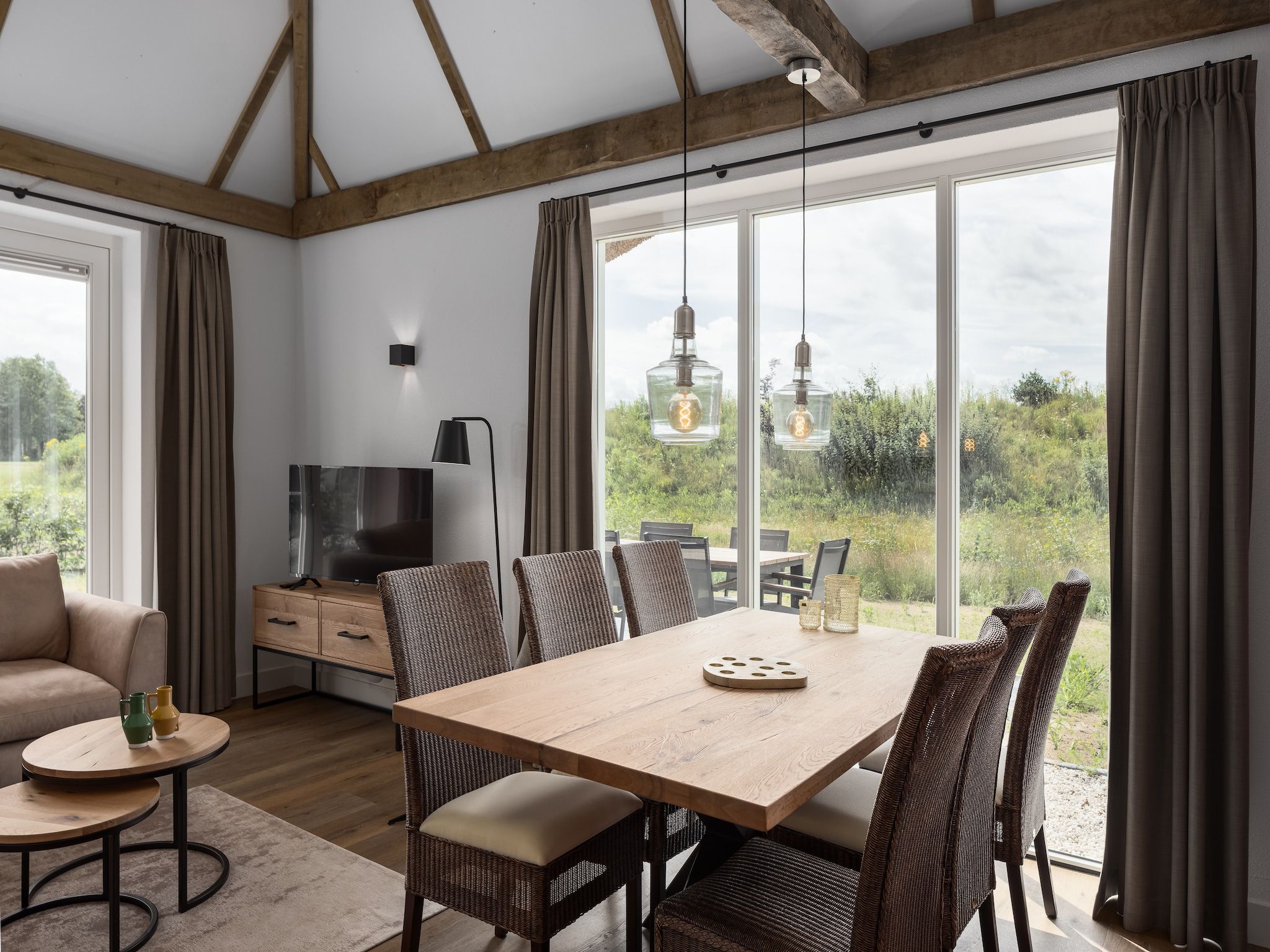 De eetkamer van Vakantiepark De Heihorsten 3 in Someren