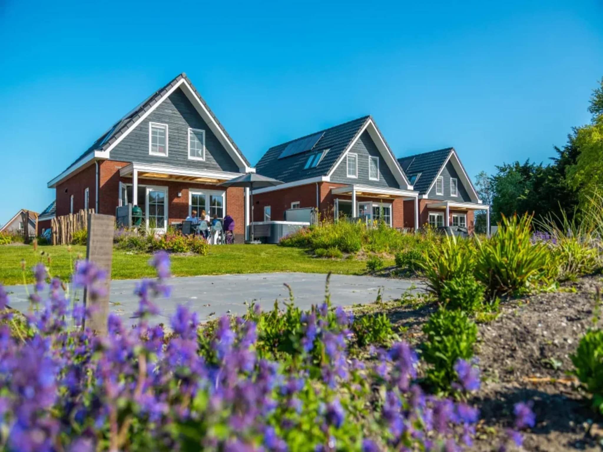 Parkfaciliteiten bij Watervilla Sauna 6 in Medemblik