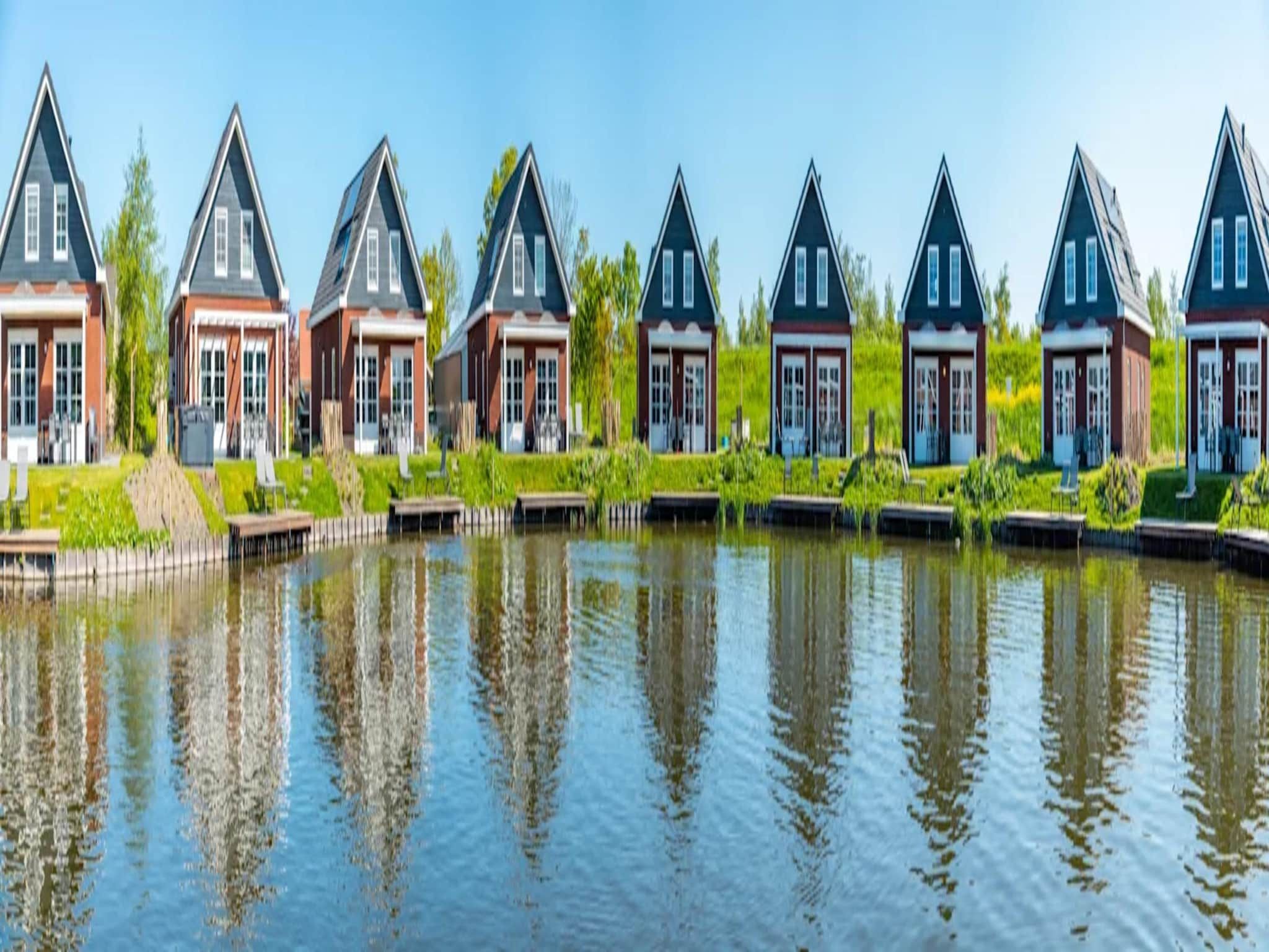 Parkfaciliteiten bij Watervilla 8 in Medemblik
