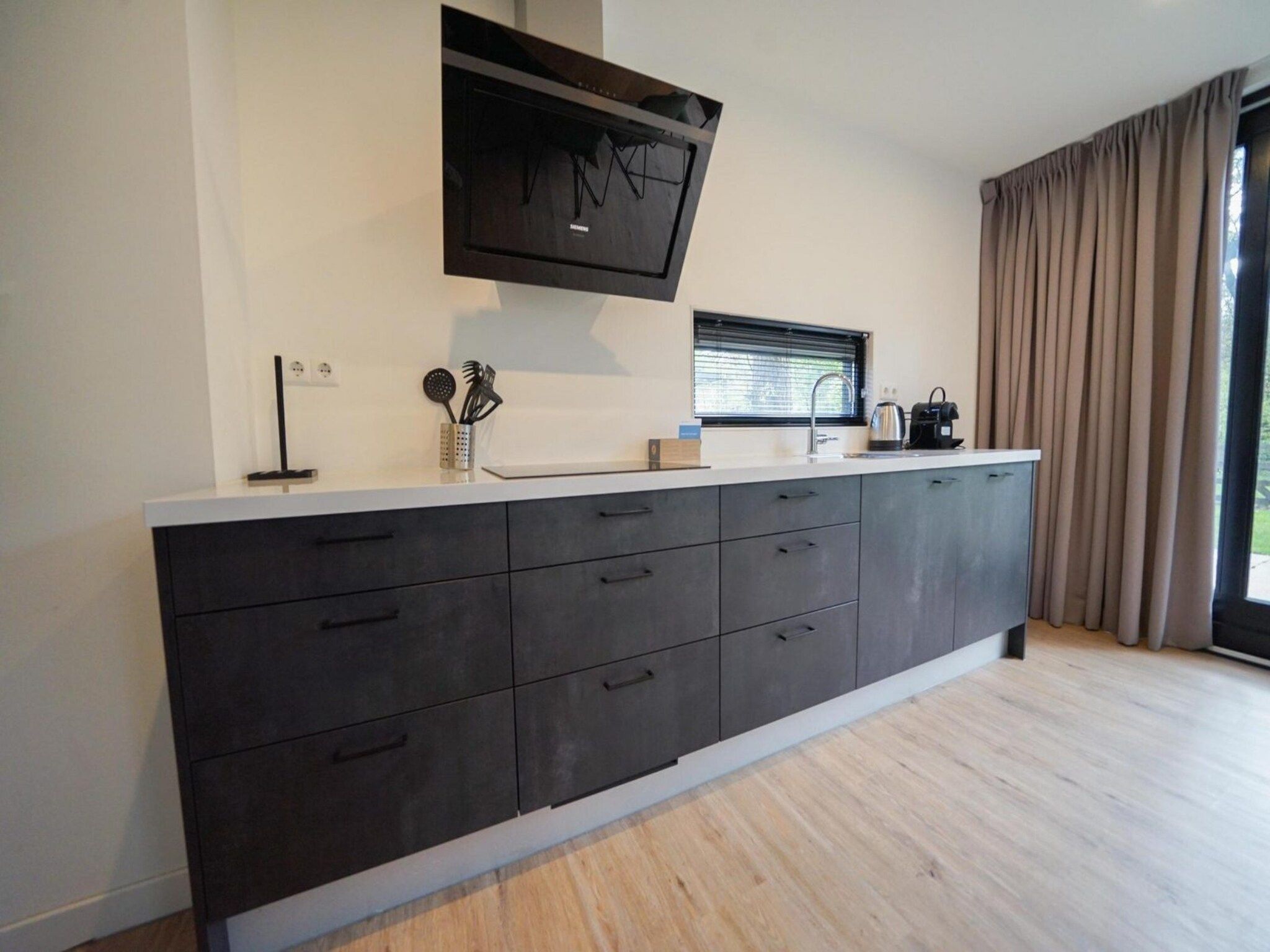 De keuken van Cube Magnifique Plus 8 in Otterlo