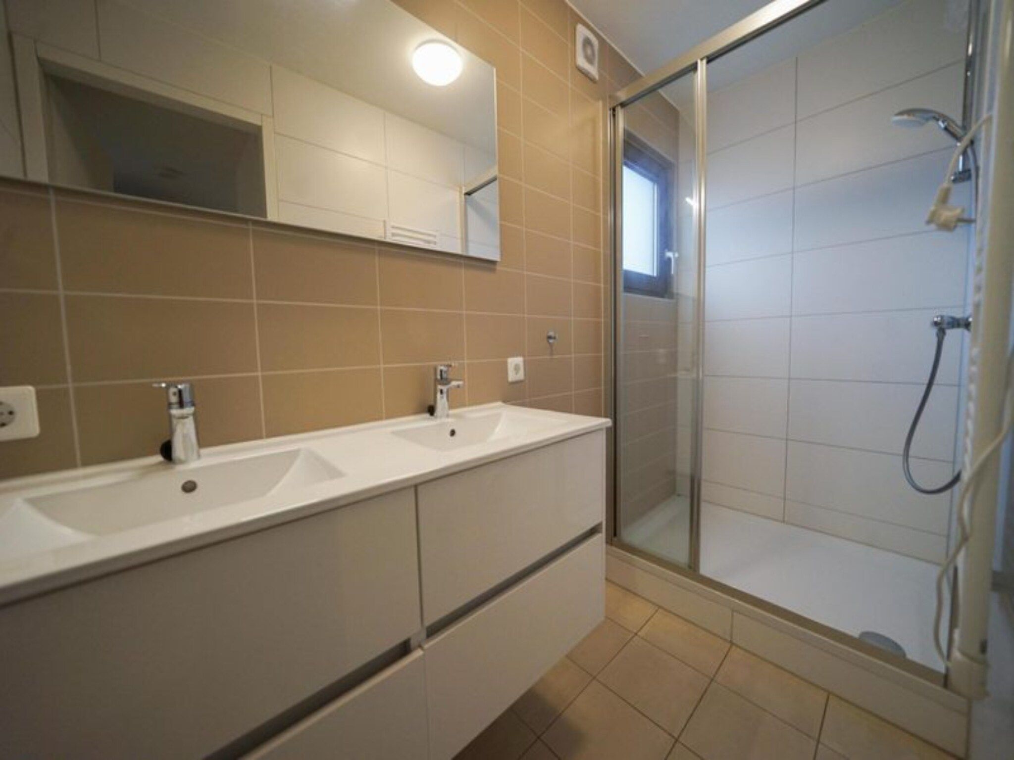 De badkamer van Cube Magnifique Plus 8 in Otterlo