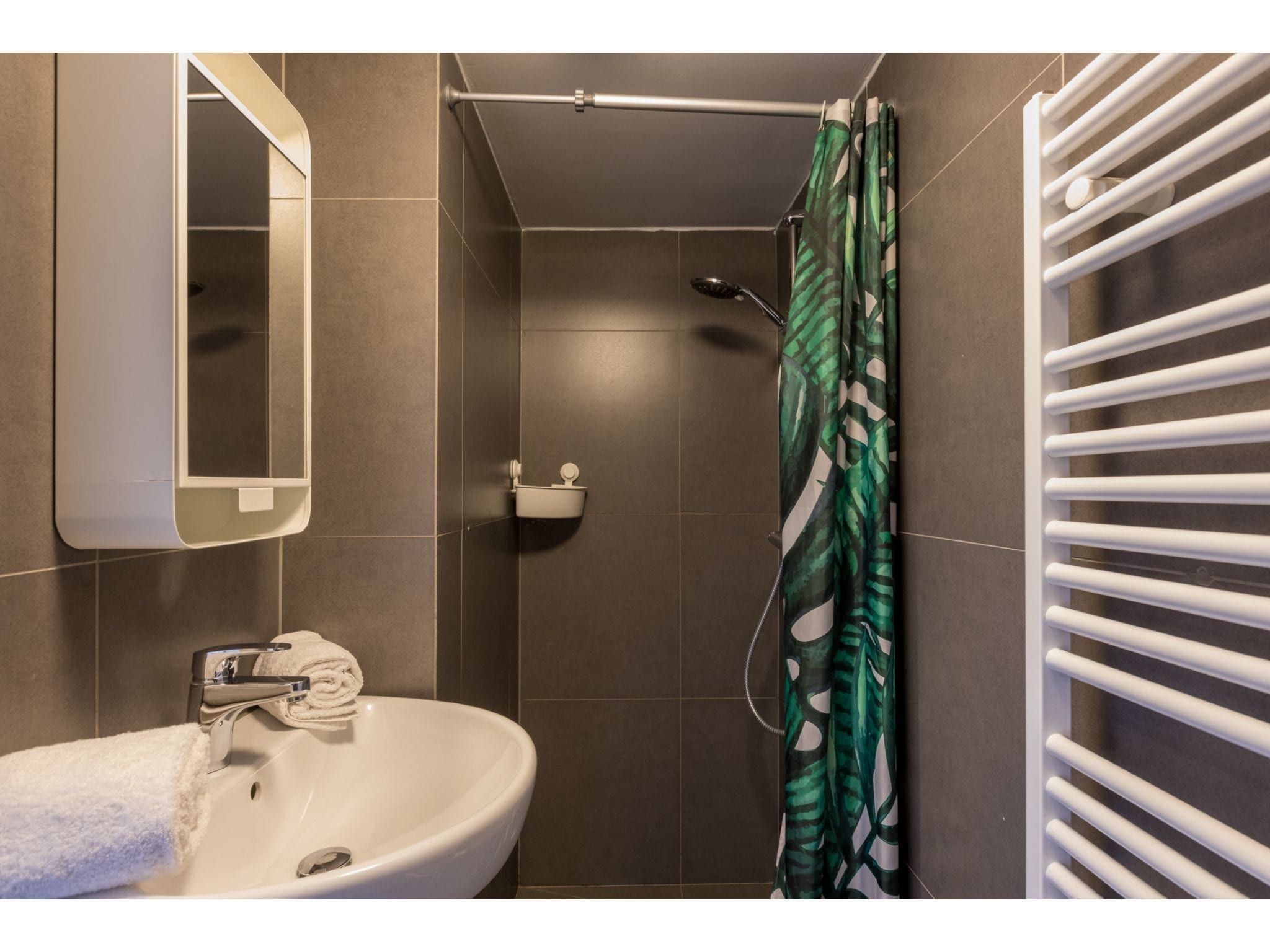 De badkamer van Lepelblad 7 in Nieuwvlietbad