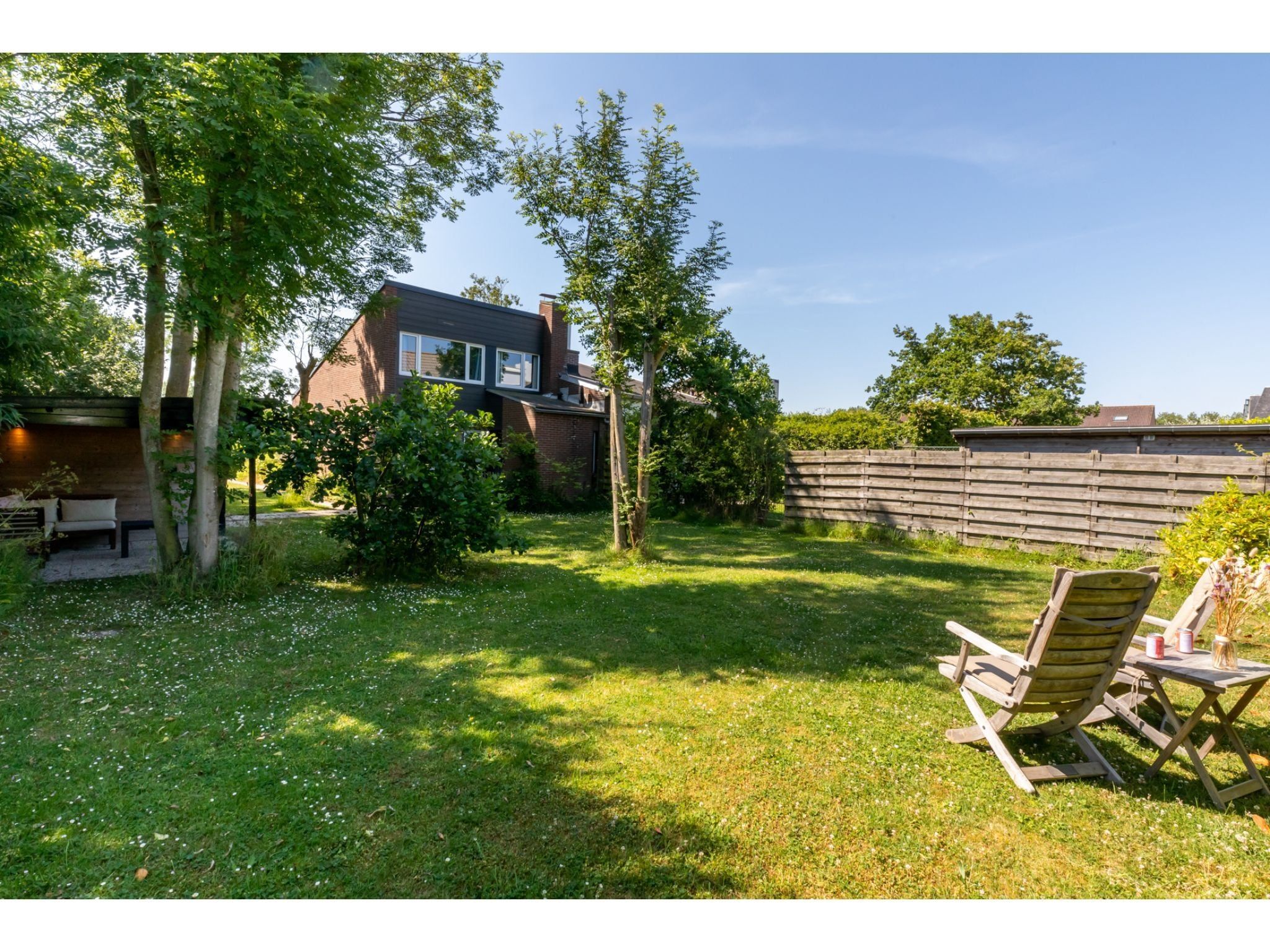 De tuin van Lepelblad 7 in Nieuwvlietbad