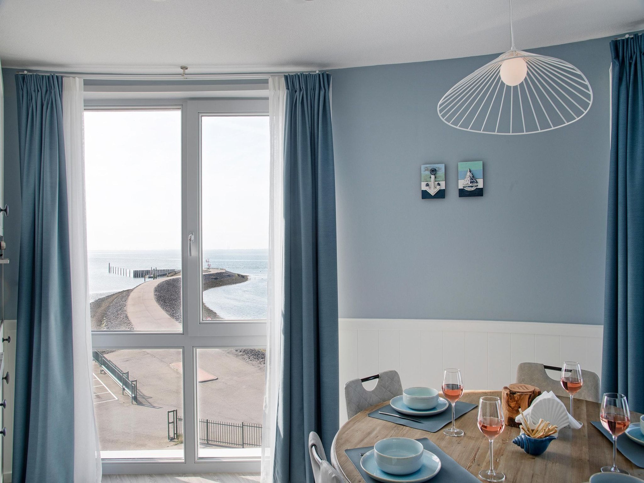 De woonkamer van Casa Anna in Scherpenisse