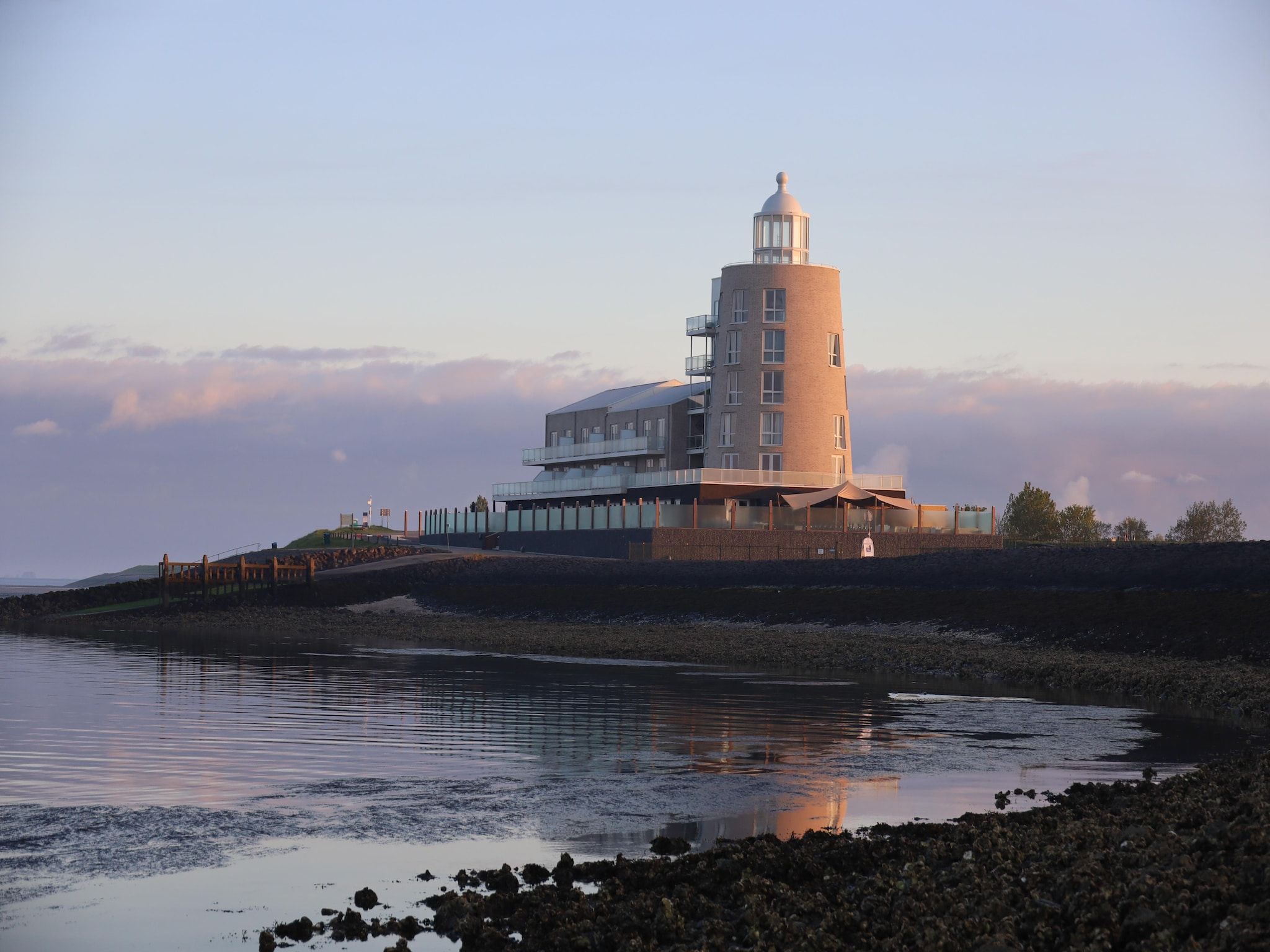 De buitenkant van Casa Anna in Scherpenisse