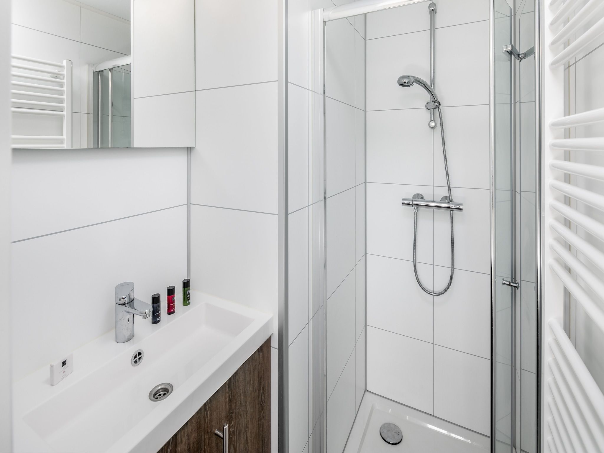 De badkamer van Vakantiepark Beach Resort 24 in Kamperland