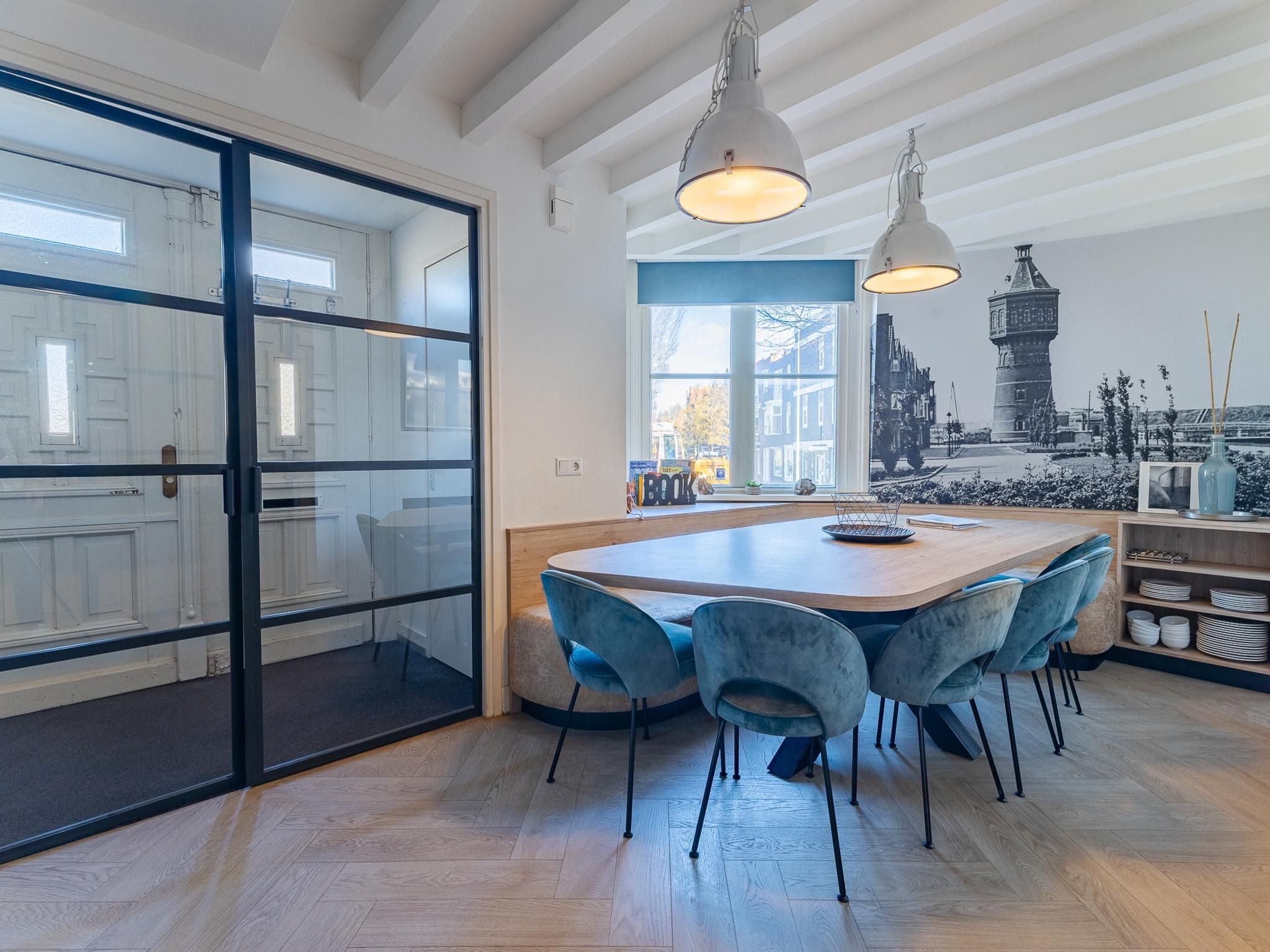 De eetkamer van Watertoren Vlissingen 16 pax in Vlissingen