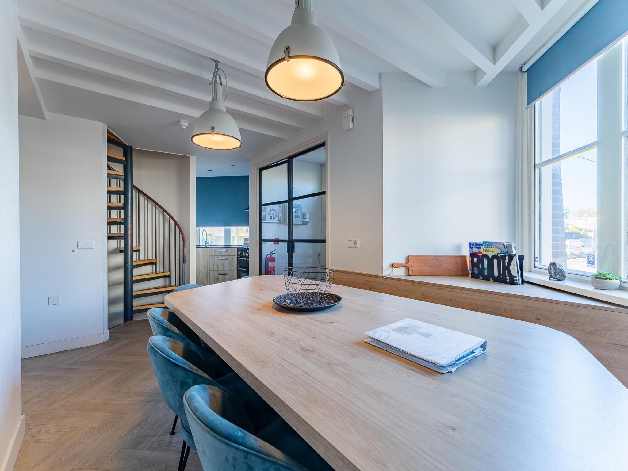 De eetkamer van Watertoren Vlissingen 16 pax in Vlissingen