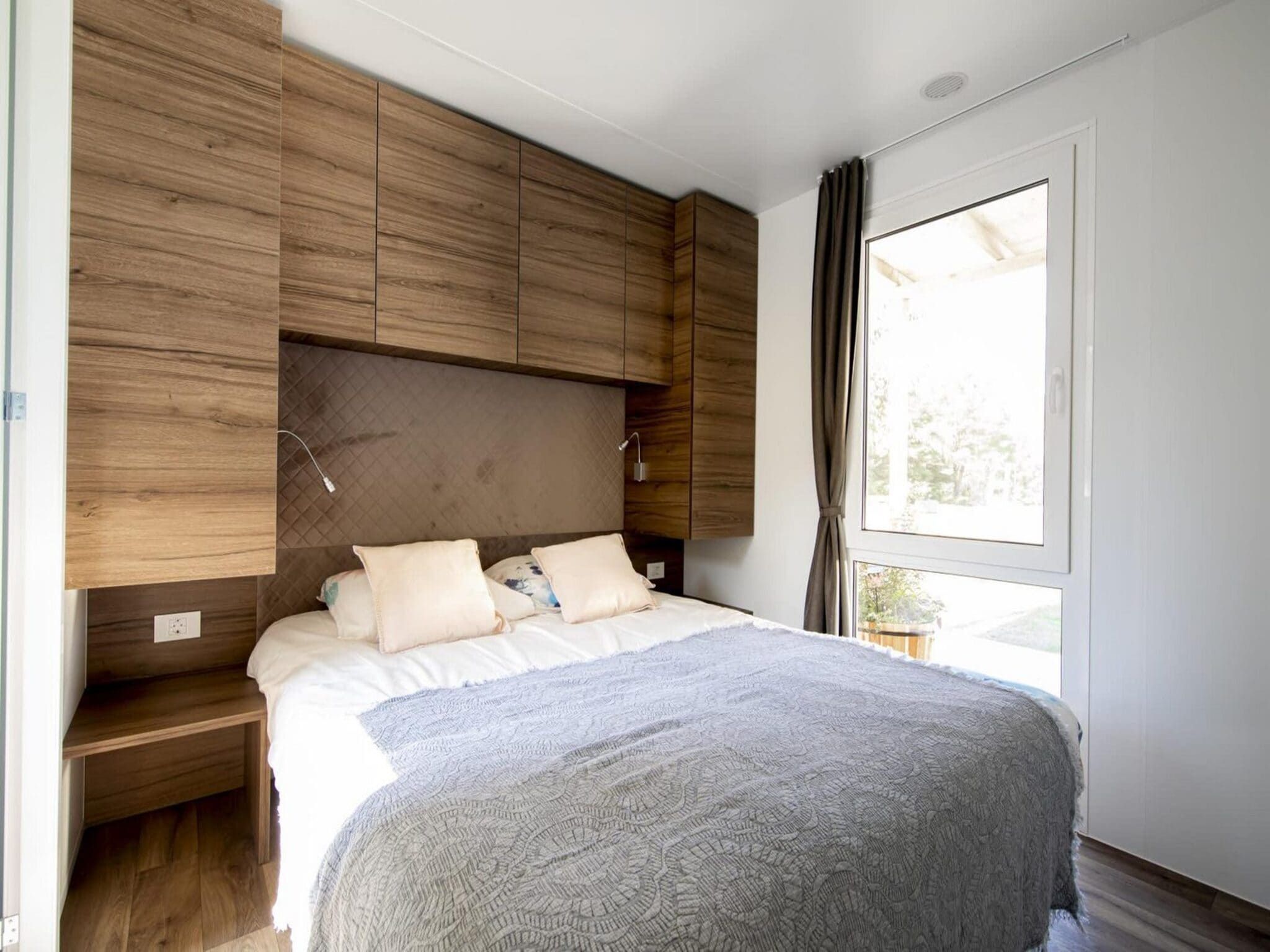 Een slaapkamer van Cosy Unique Plus 6 in Olburgen