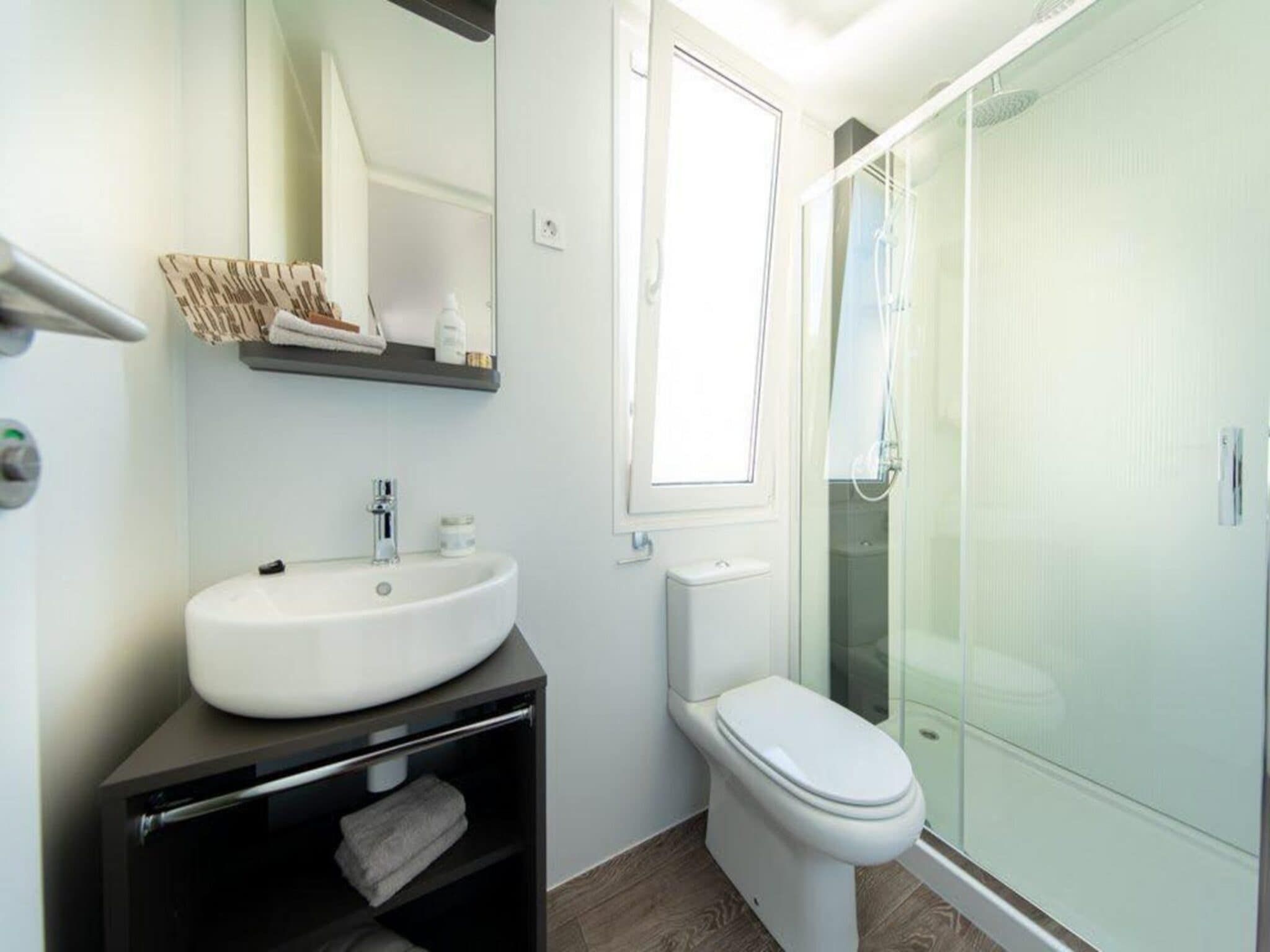 De badkamer van Cosy Unique Plus 6 in Olburgen