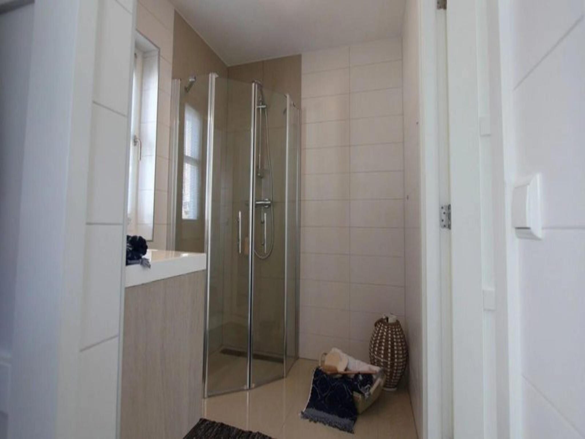 De badkamer van Strandvilla&nbsp;6 in Otterlo