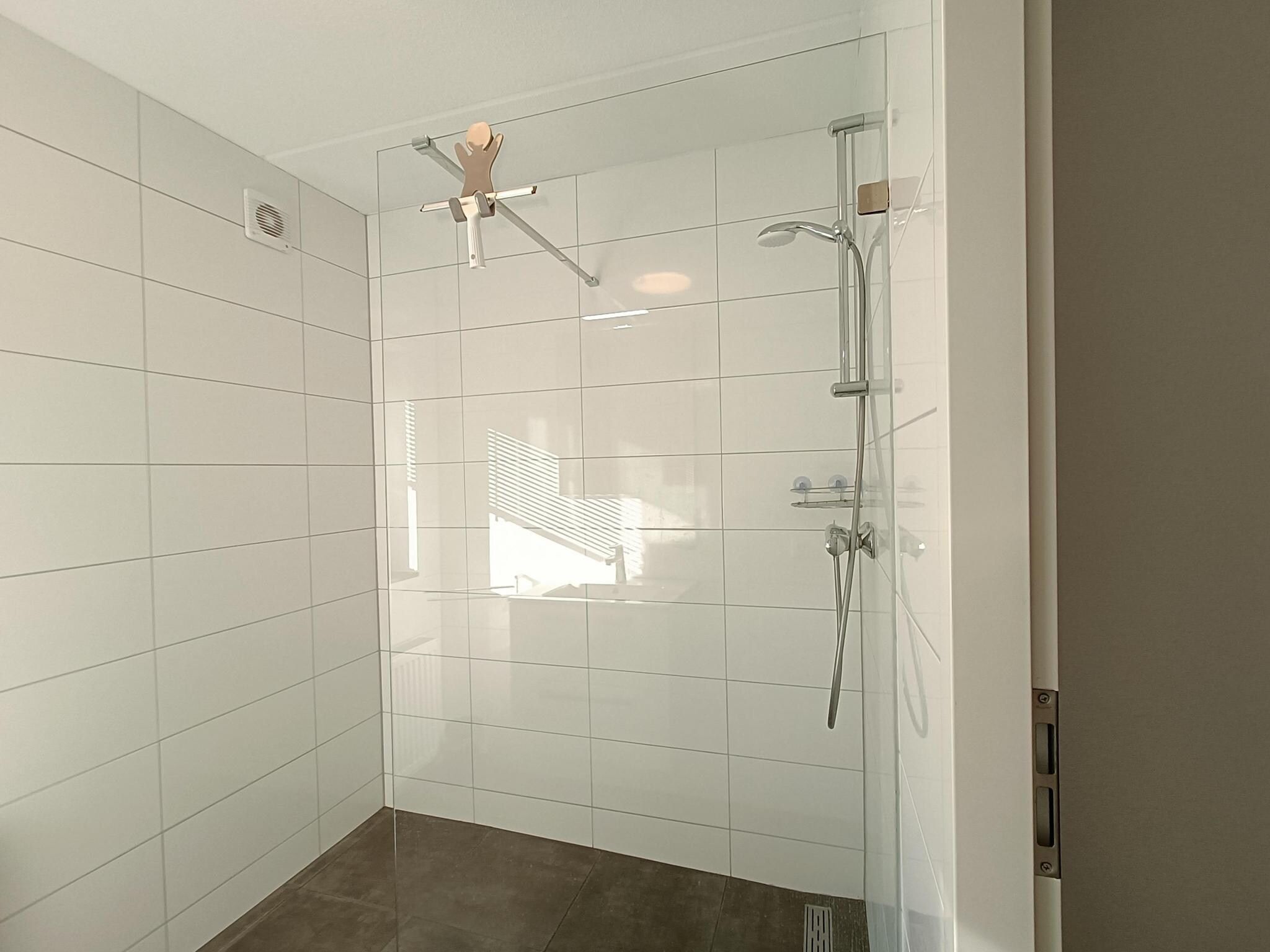 De badkamer van Geheim van Otterlo 6 in Otterlo
