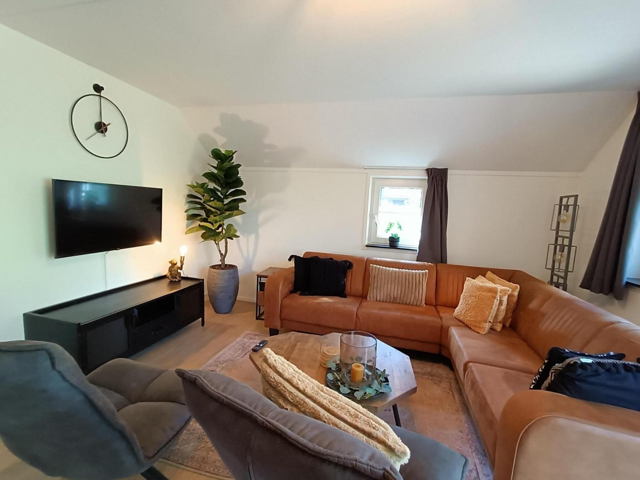 De woonkamer van Geheim van Otterlo 8 in Otterlo