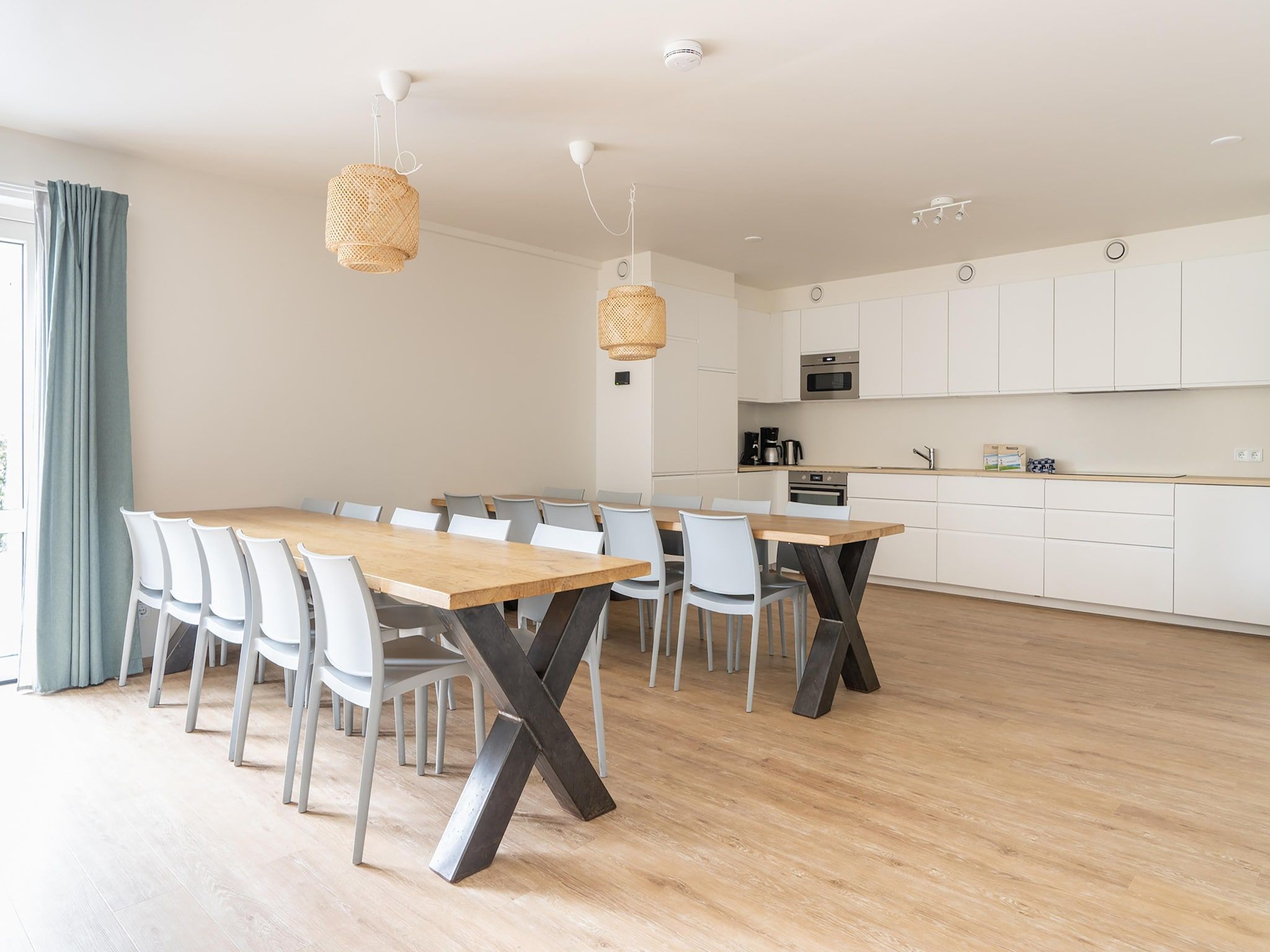 De eetkamer van Vrijersduin in Nes